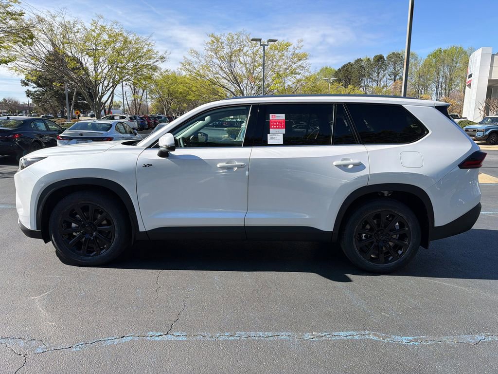 Used 2026 Toyota Grand Highlander XLE image 6