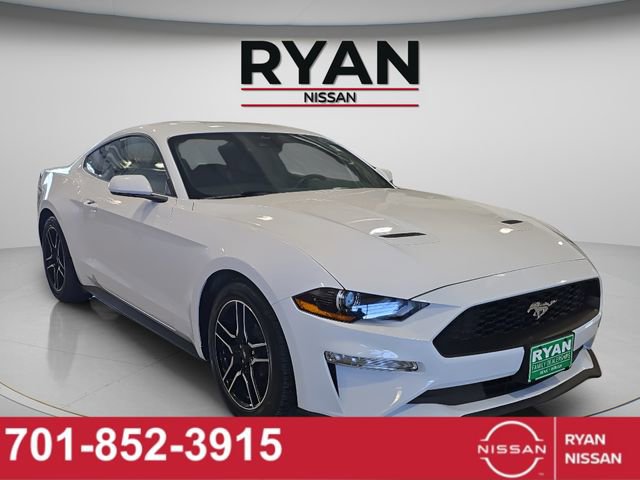 Used 2023 Ford Mustang Coupe RWD image 9