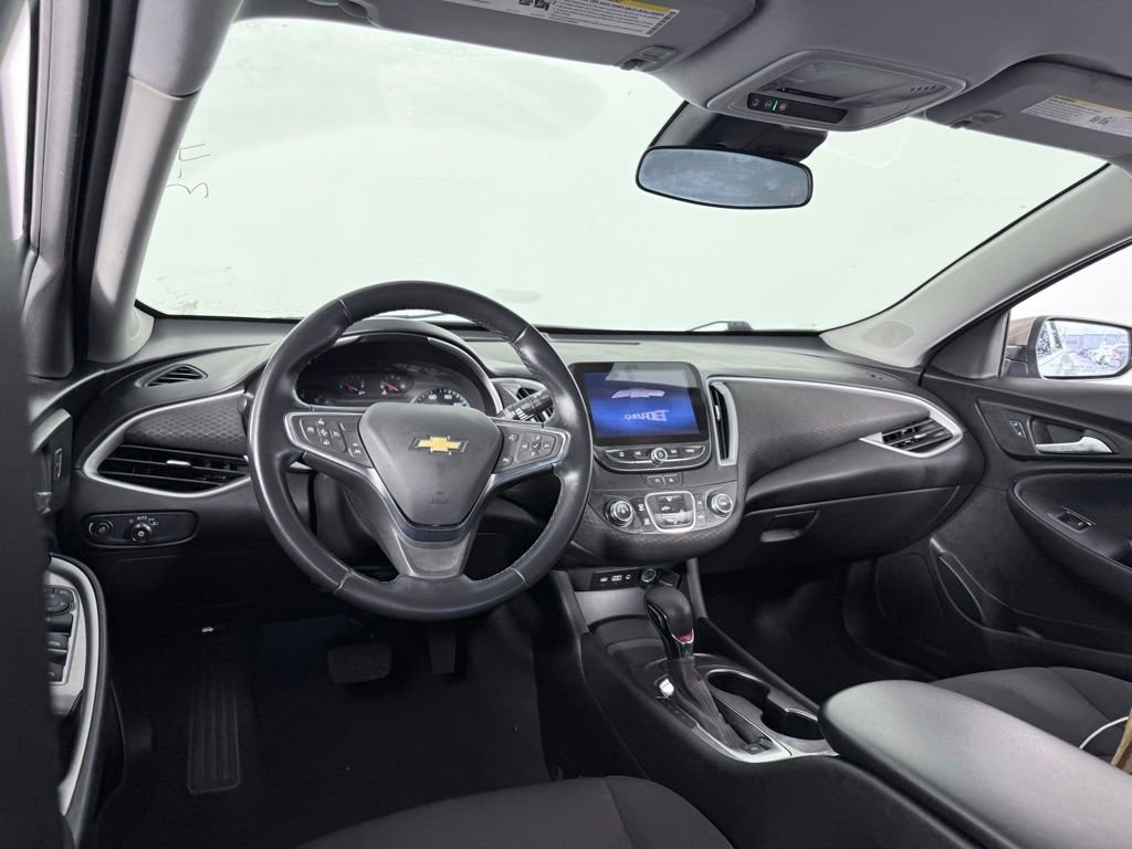 Used 2024 Chevrolet Malibu RS image 18