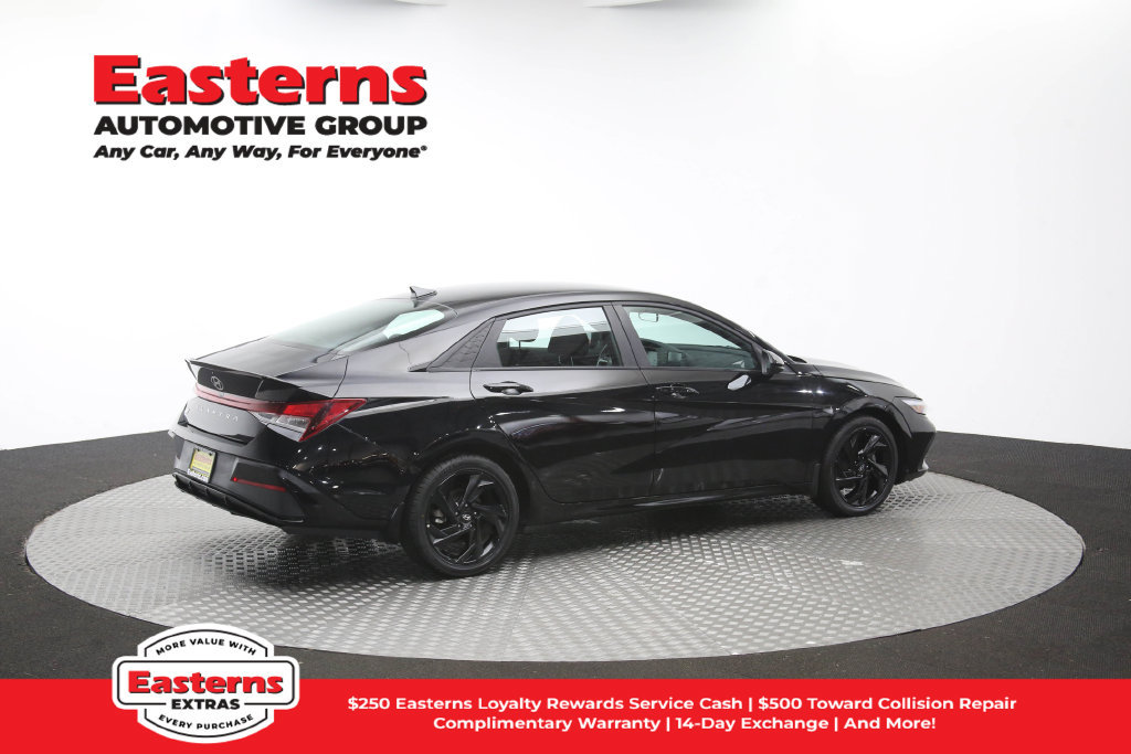 Used 2026 Hyundai Elantra Sport FWD image 39