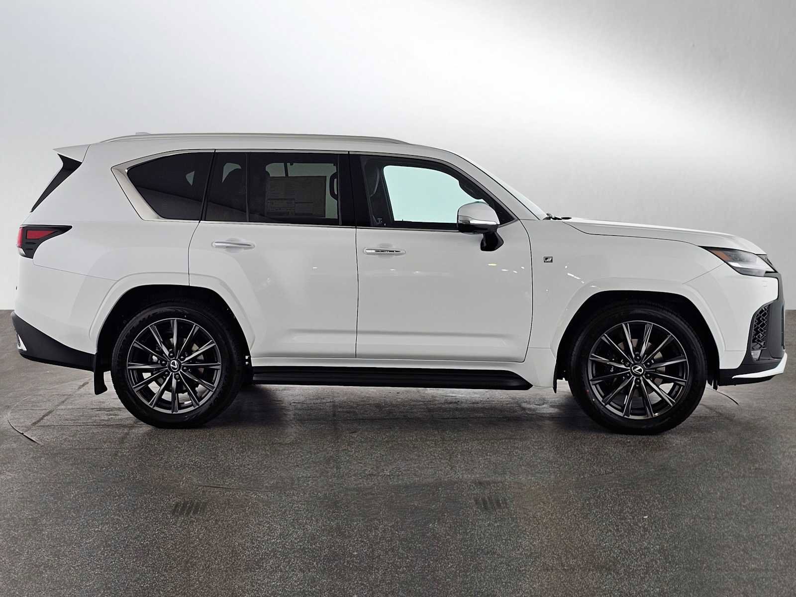 New 2026 Lexus LX 600 F Sport image 2