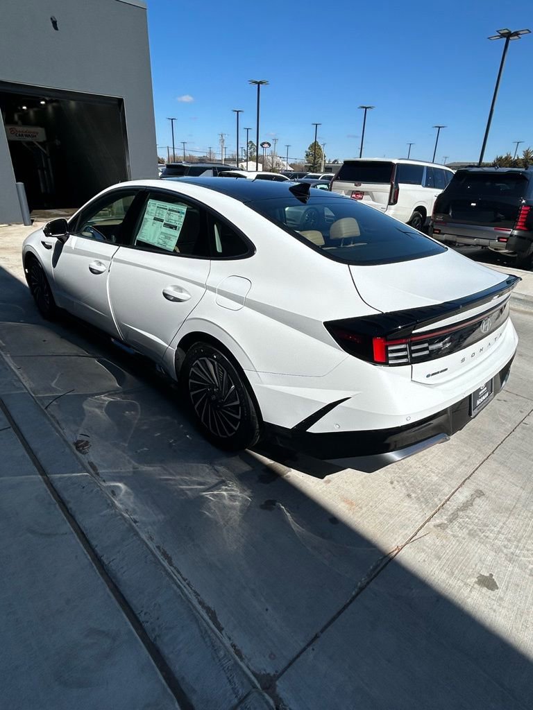 New 2026 Hyundai Sonata Limited FWD image 5