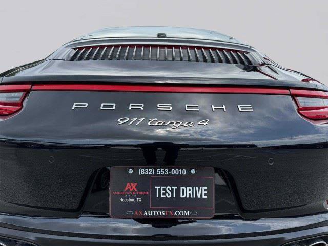 Used 2019 Porsche 911 Targa 4 AWD/4WD image 19
