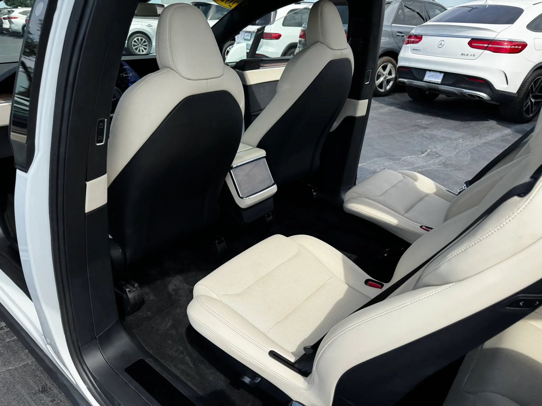 Used 2022 Tesla Model X AWD/4WD image 20