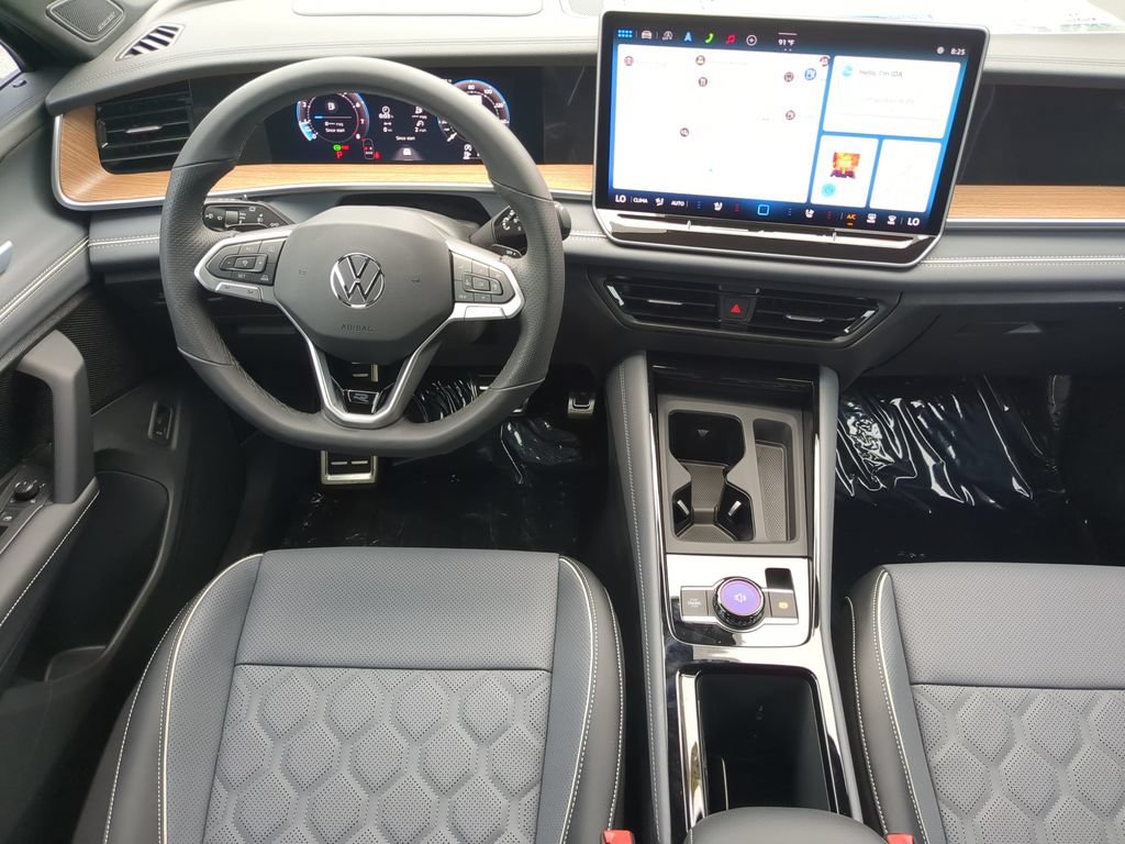 New 2026 Volkswagen Tiguan SEL R-Line AWD/4WD image 13
