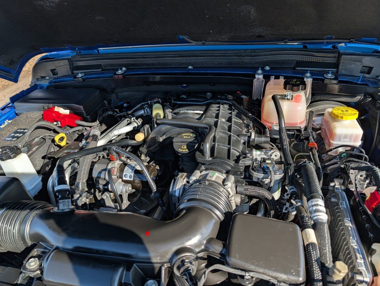 Used 2023 Jeep Wrangler Sport S image 35