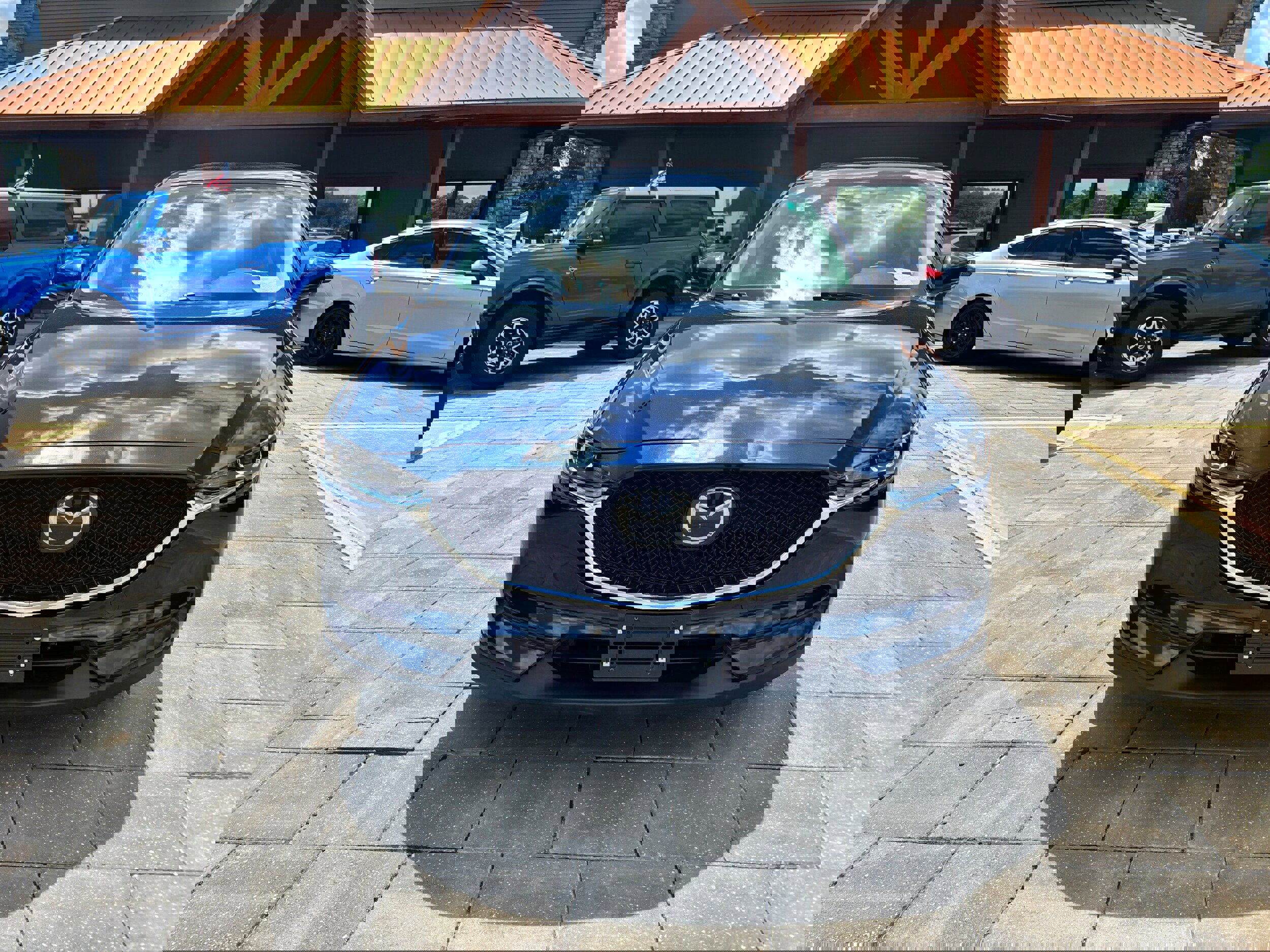 Used 2021 MAZDA CX-5 Touring image 2