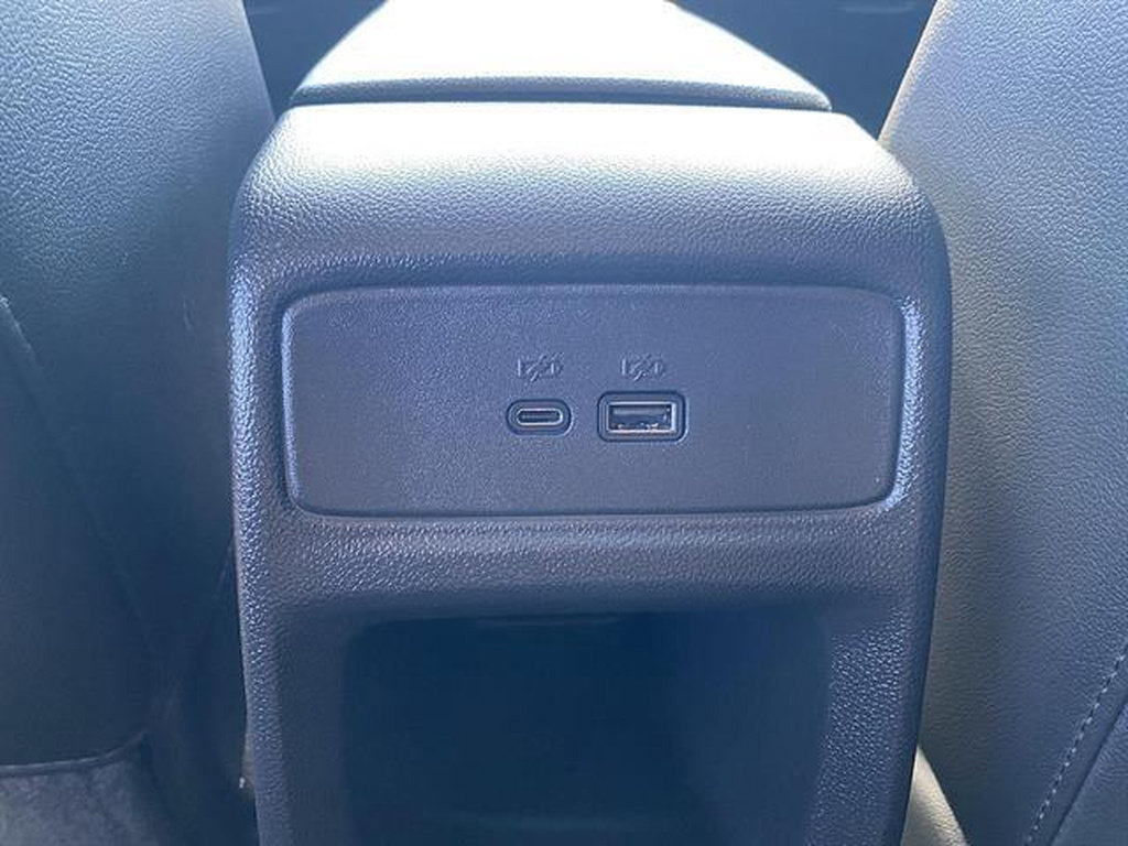 Certified 2024 Chevrolet Trax LT w/ Sunroof Package FWD image 54
