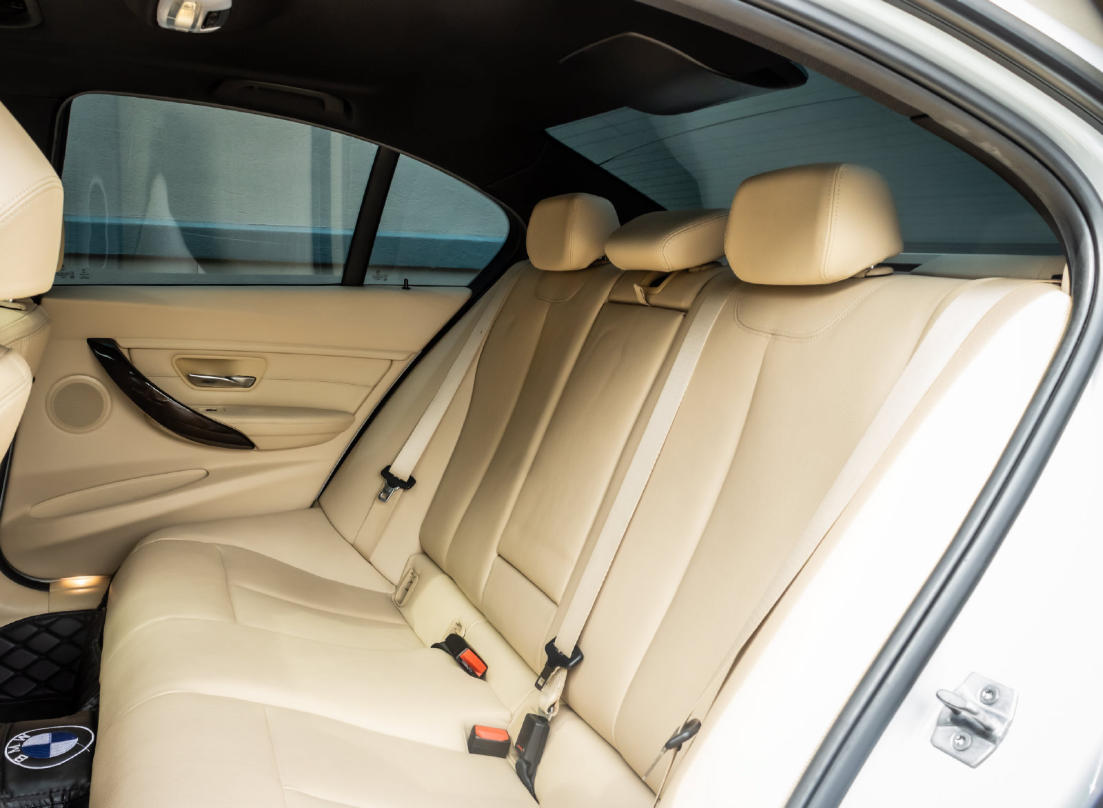 Used 2015 BMW 328i Sedan RWD image 13