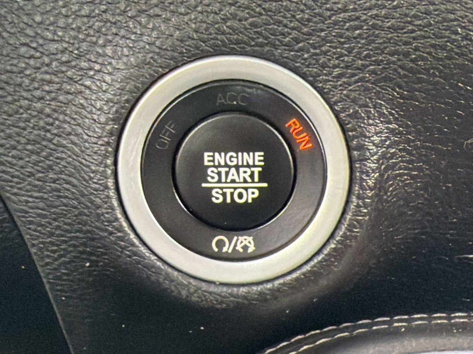 Used 2020 Dodge Challenger SXT w/ Driver Convenience Group RWD image 22