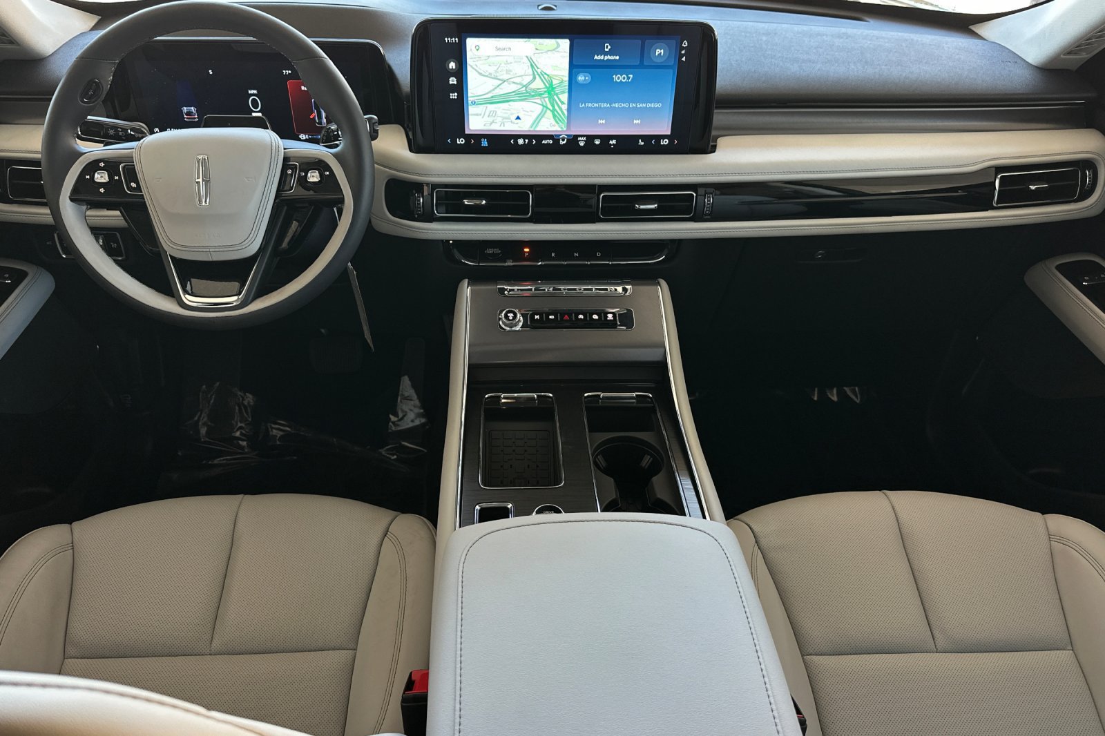 New 2026 Lincoln Aviator AWD image 12