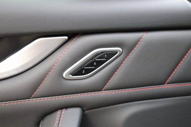 New 2024 Maserati Levante GT Ultima image 15