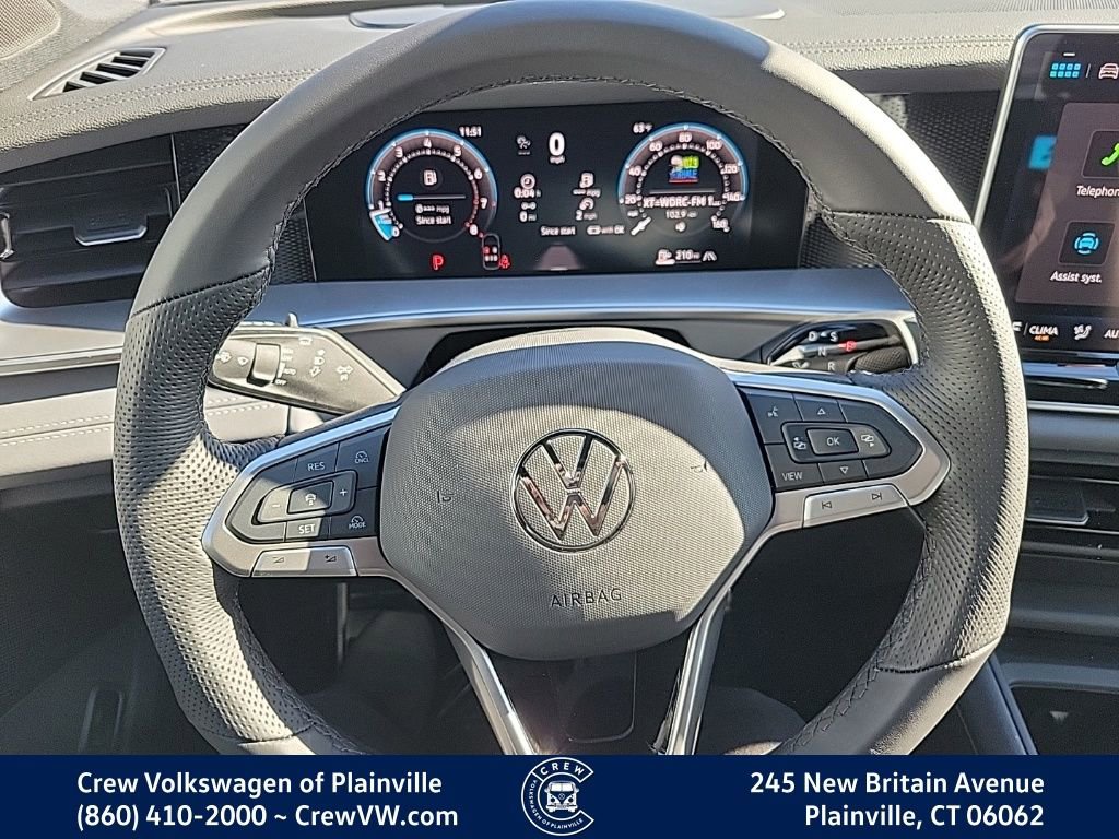 New 2026 Volkswagen Tiguan SE R-Line image 5