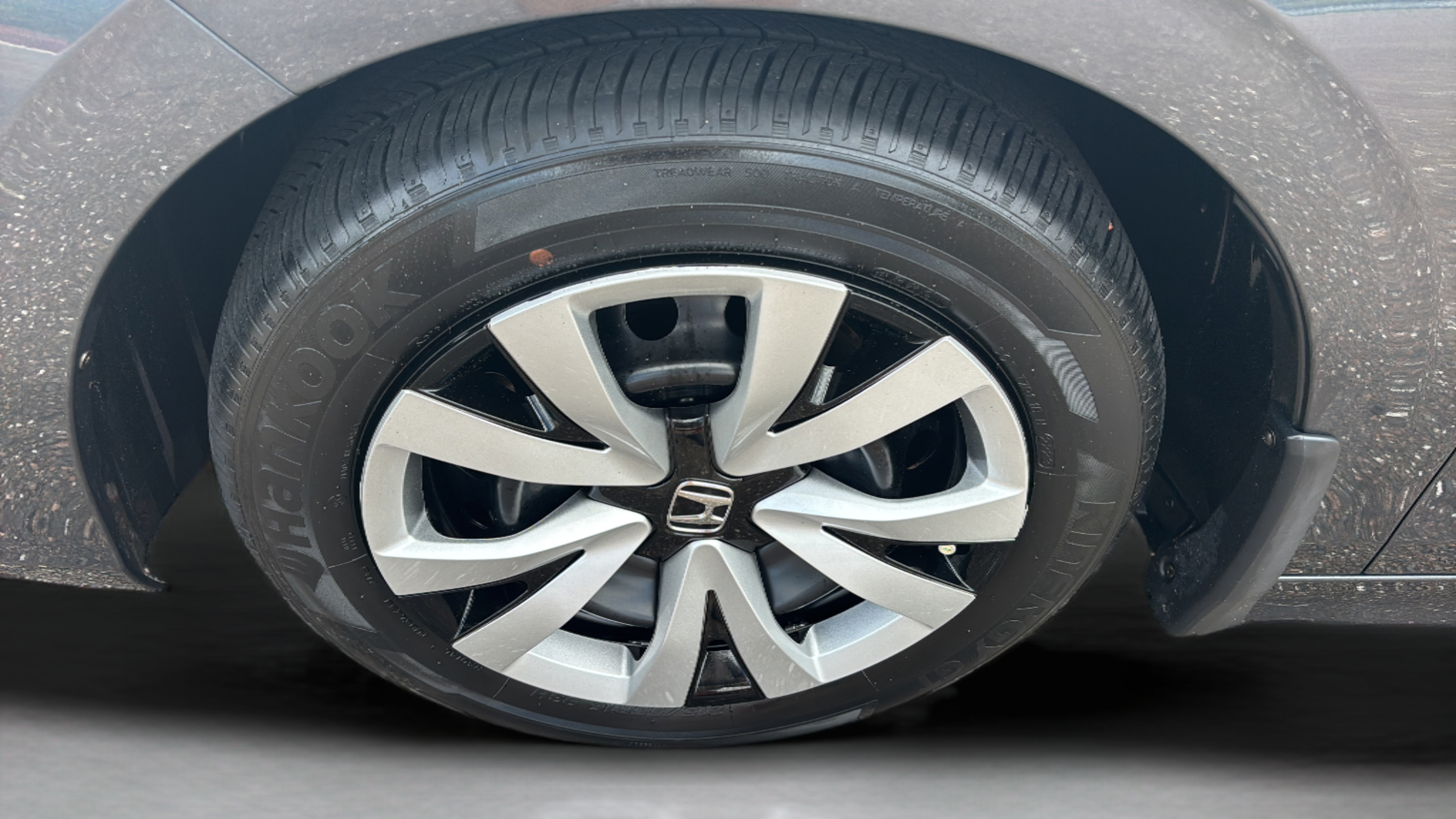 Certified 2024 Honda Civic LX image 30