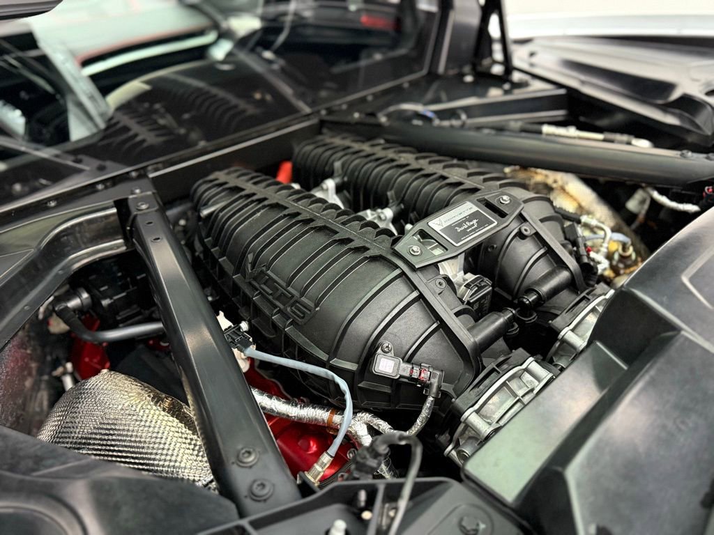 Used 2024 Chevrolet Corvette Z06 w/ Z07 Performance Package image 12