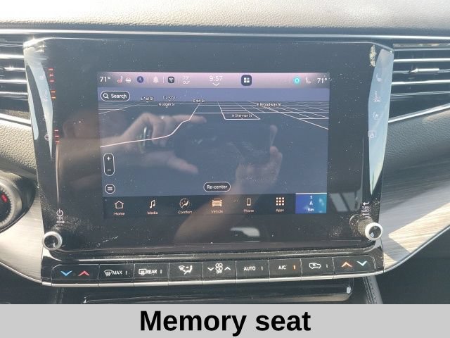 Used 2024 Jeep Wagoneer Series II w/ Flexible Seating Group RWD image 9