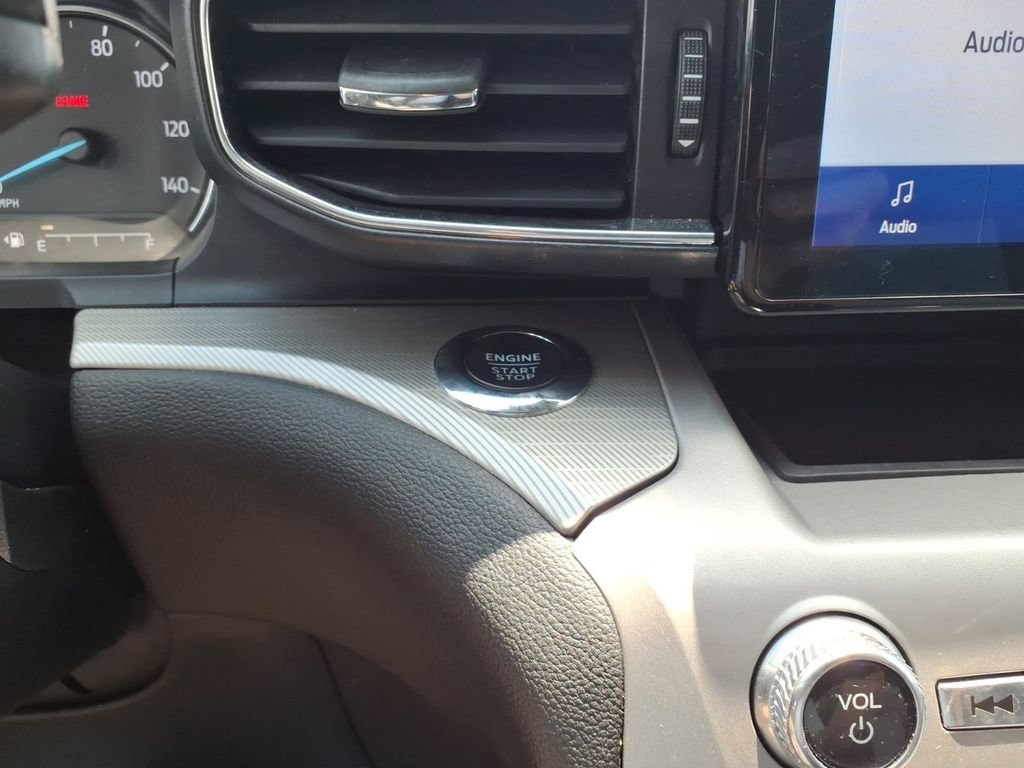 Used 2023 Ford Explorer XLT w/ Equipment Group 202A AWD/4WD image 25