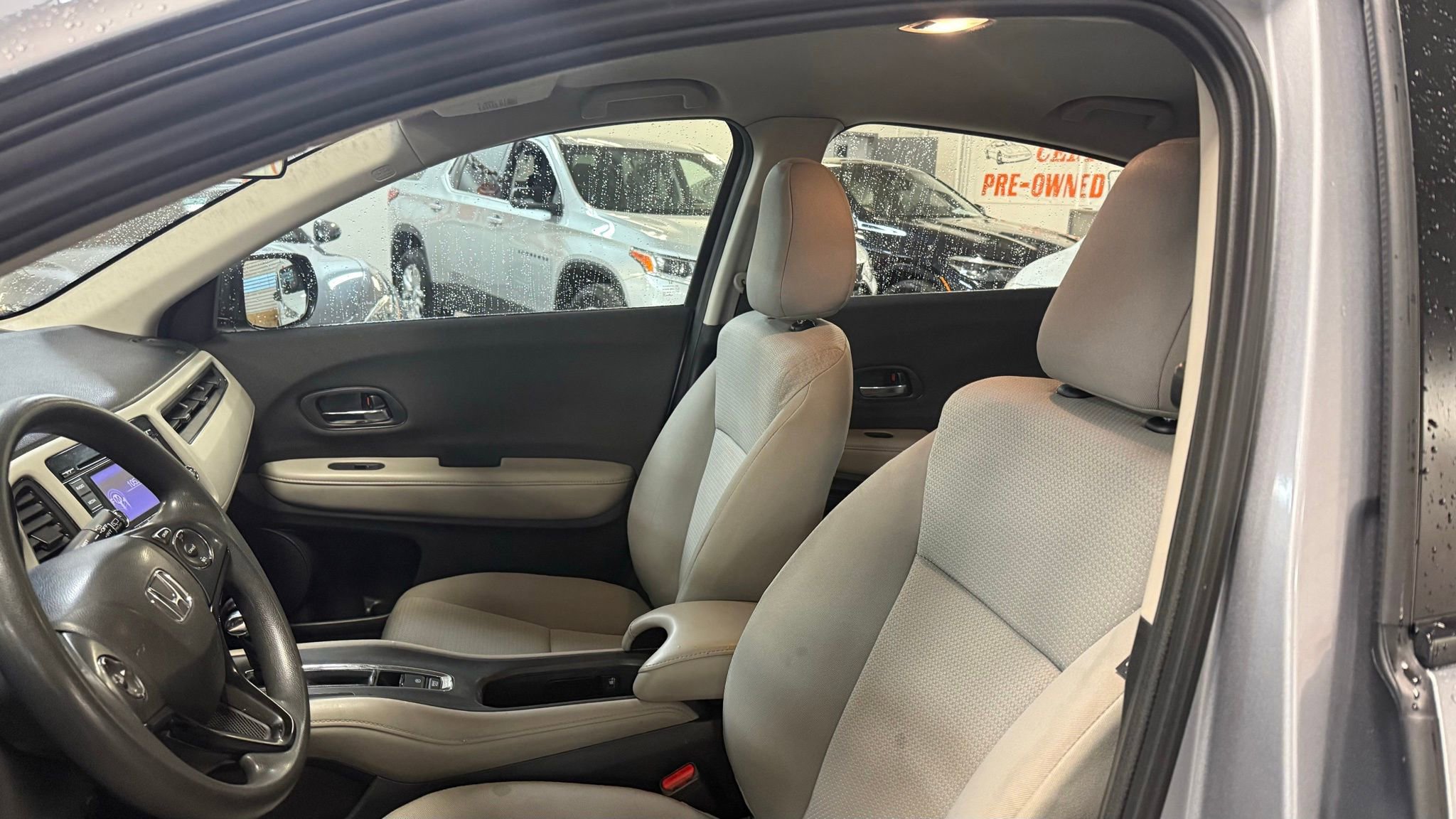 Used 2021 Honda HR-V LX image 25