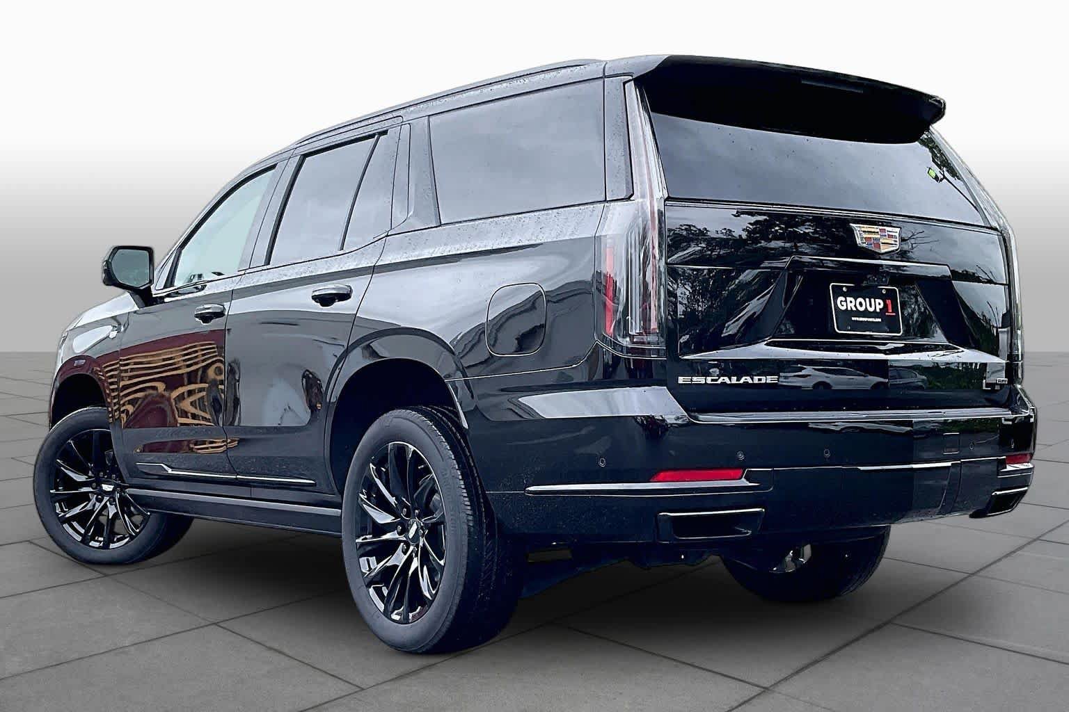 Used 2025 Cadillac Escalade Sport AWD/4WD image 11