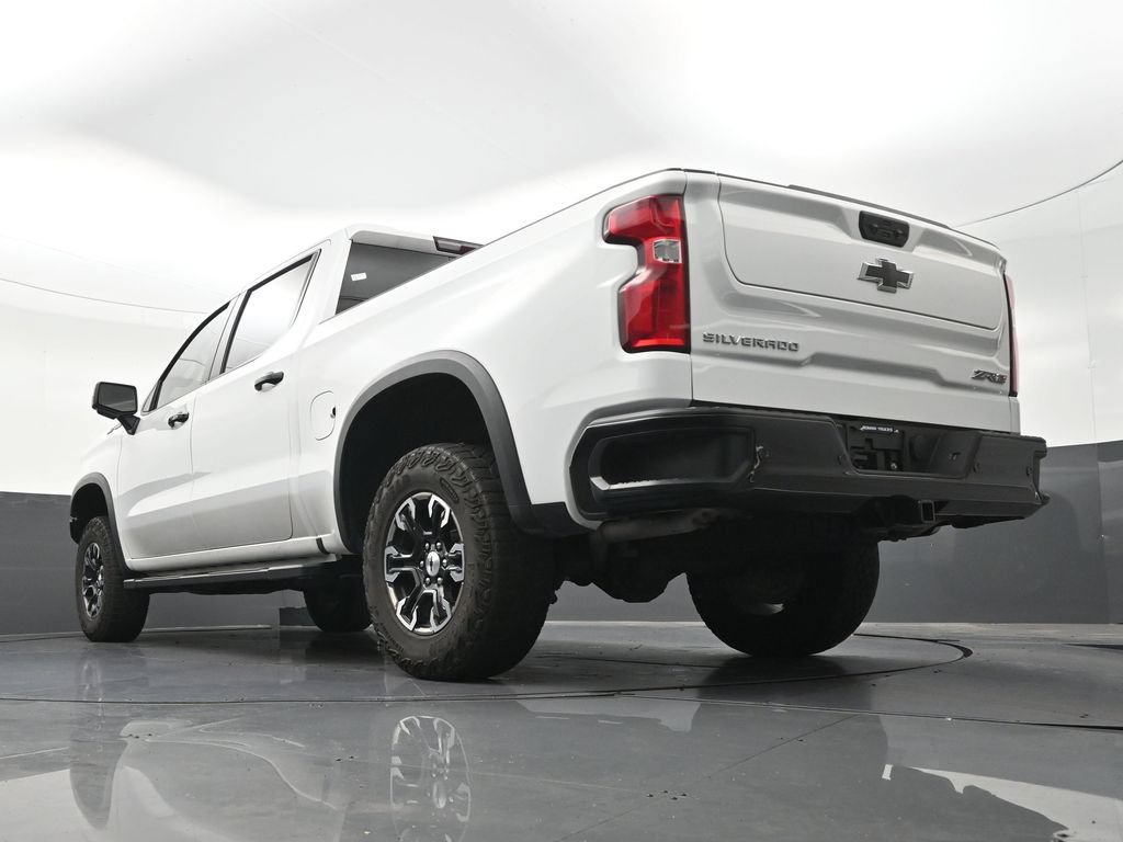 Used 2024 Chevrolet Silverado 1500 ZR2 w/ Technology Package AWD/4WD image 26