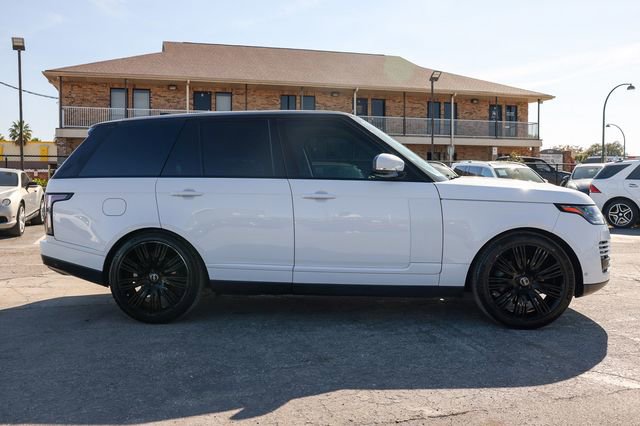 Used 2018 Land Rover Range Rover HSE image 18