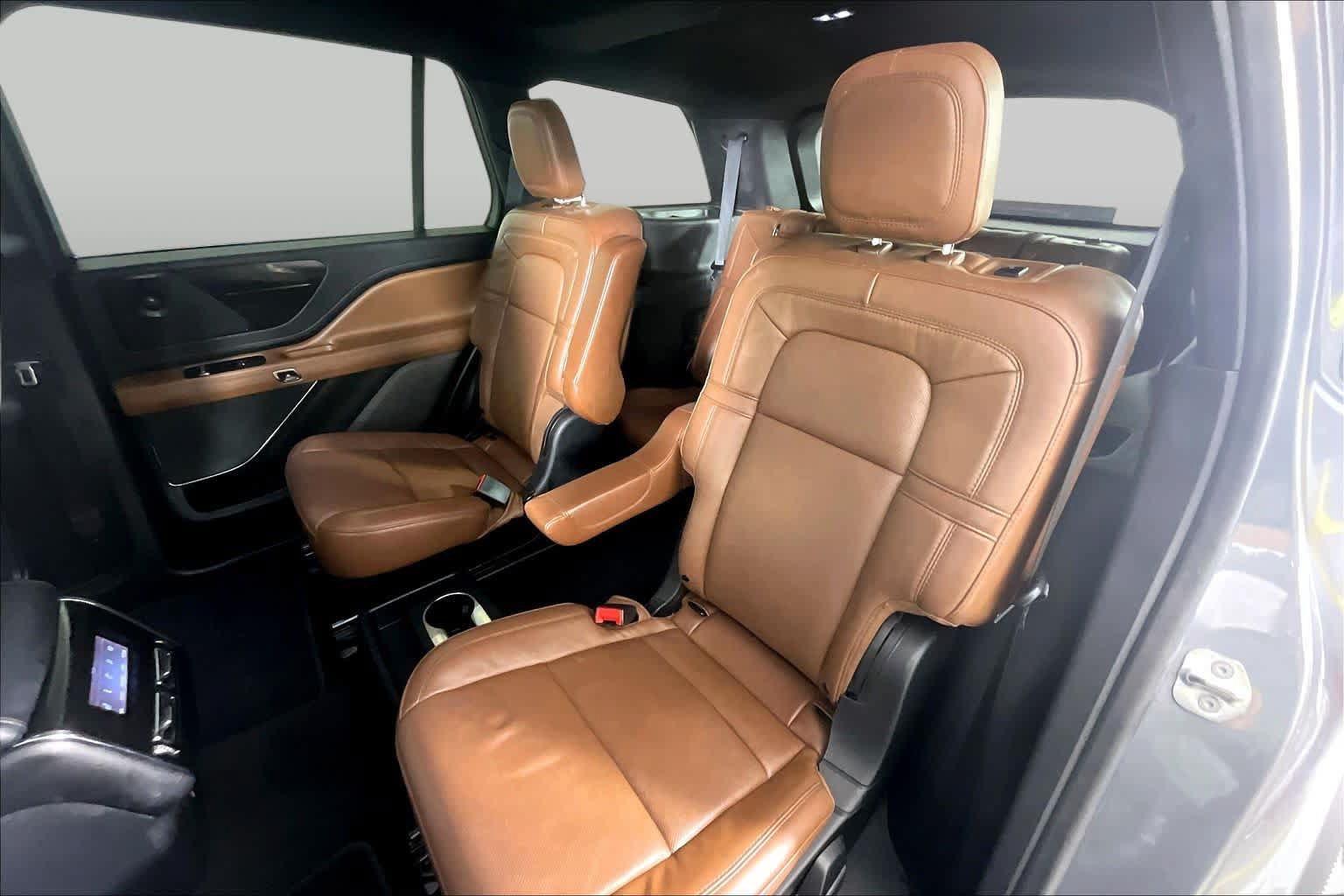 Used 2022 Lincoln Aviator Reserve w/ Equipment Group 201A AWD/4WD image 18