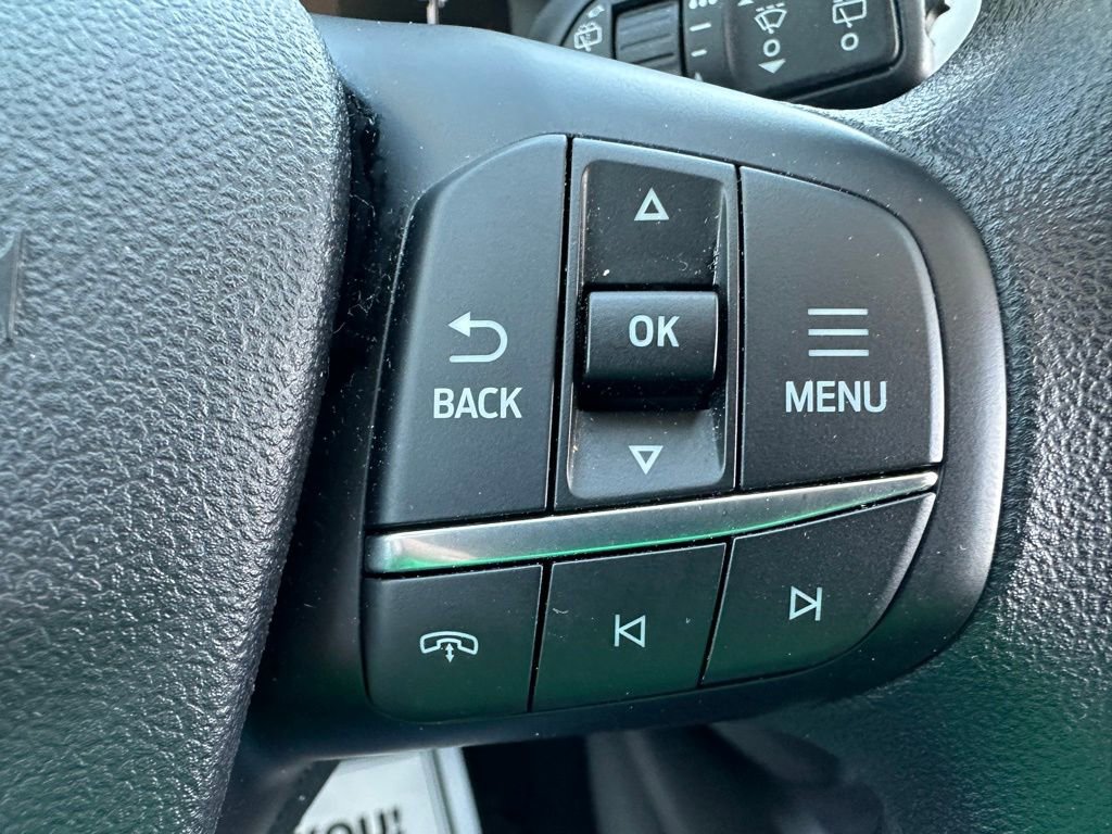 Used 2025 Ford Escape Active AWD/4WD image 27