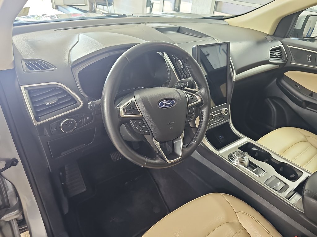 Used 2023 Ford Edge SEL AWD/4WD image 19
