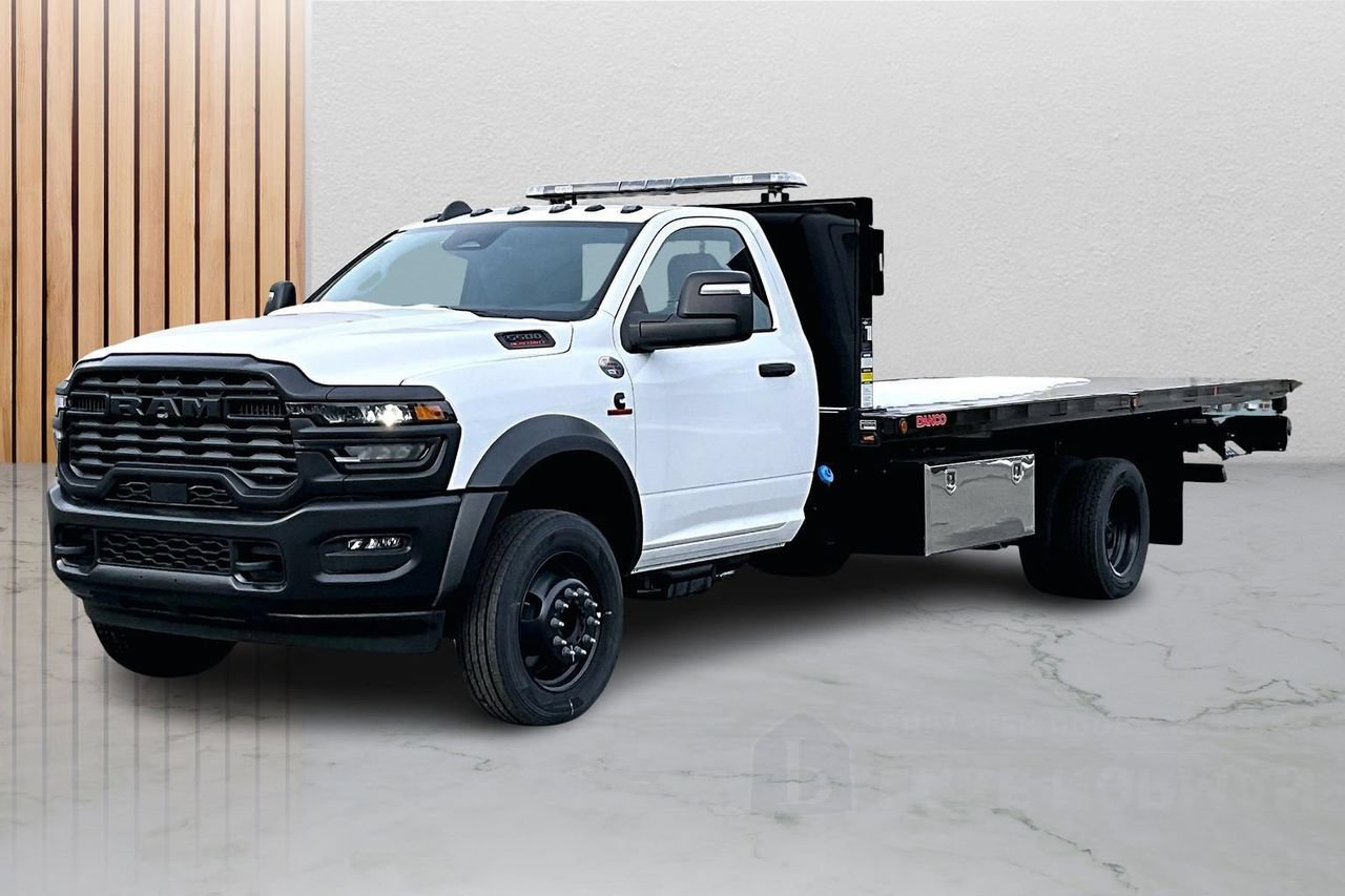 New 2025 RAM 5500 Tradesman AWD/4WD image 4