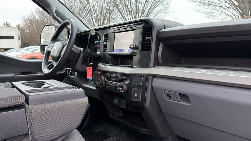 Used 2024 Ford F350 XL image 11