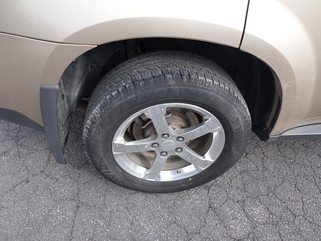 Used 2007 Chevrolet Equinox LT w/ LT Preferred Equipment Group image 5