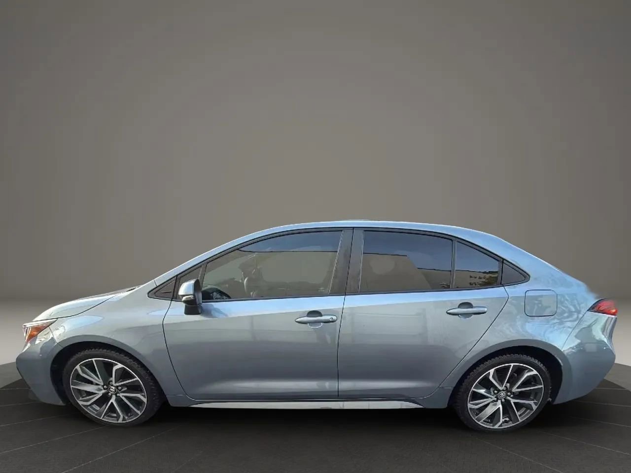 Used 2021 Toyota Corolla XSE image 6