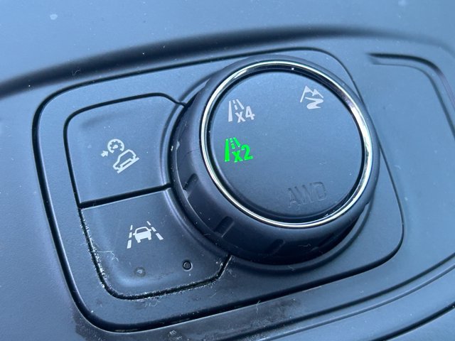 Used 2024 GMC Terrain SLE AWD/4WD image 19