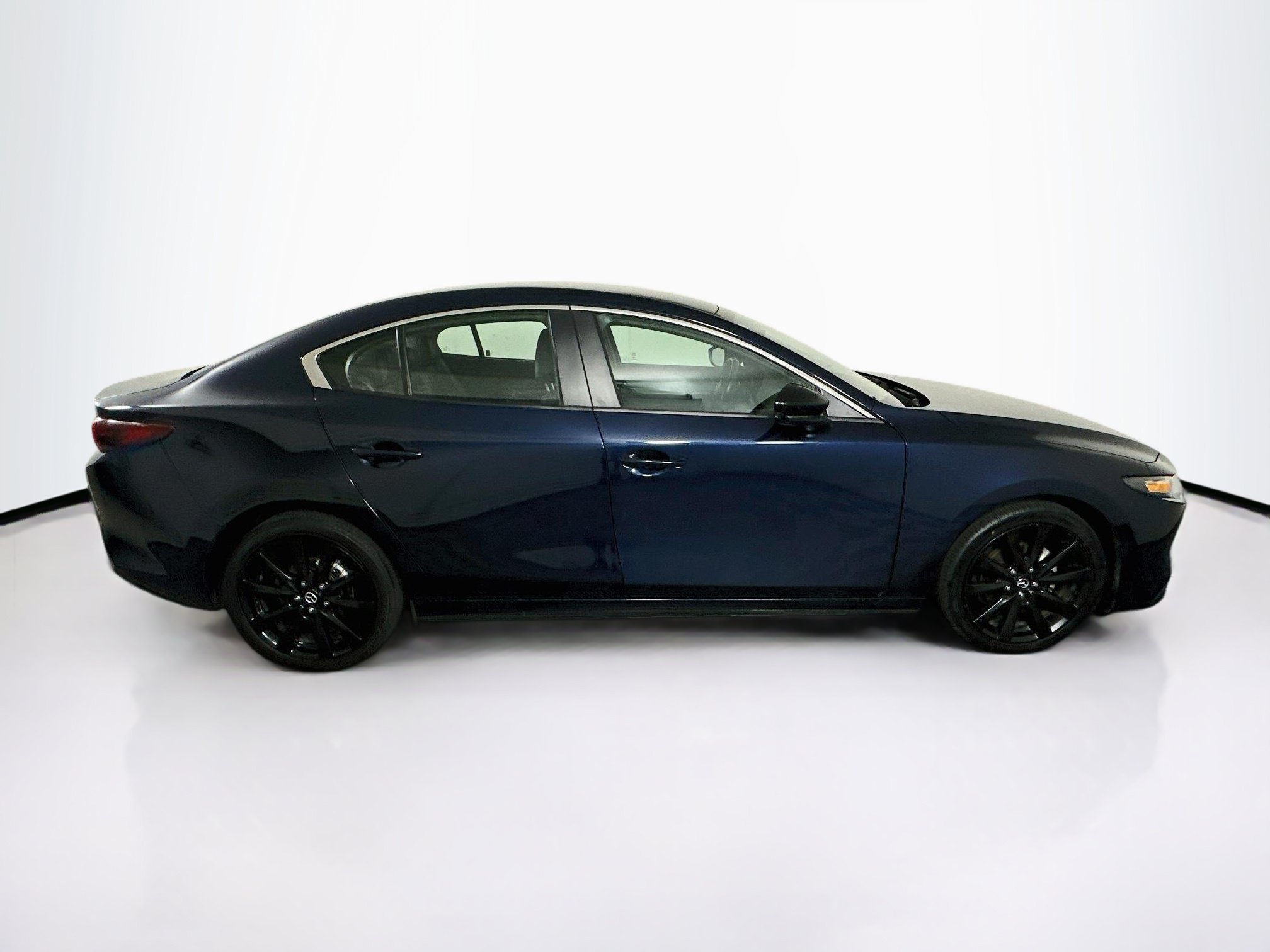 Used 2024 MAZDA MAZDA3 s FWD image 10