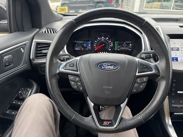 Certified 2020 Ford Edge ST w/ Equipment Group 401A image 16