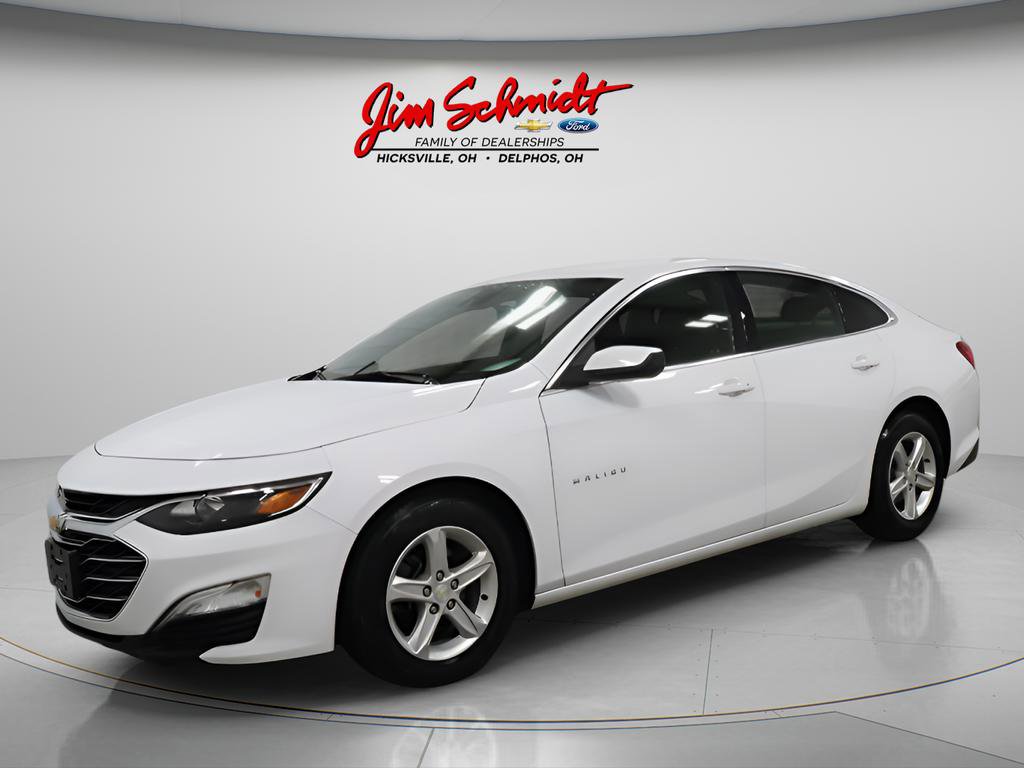 Used 2023 Chevrolet Malibu LS w/ Driver Confidence Package FWD image 2
