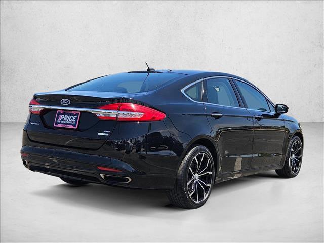 Used 2017 Ford Fusion SE w/ Fusion SE Technology Package AWD/4WD image 5