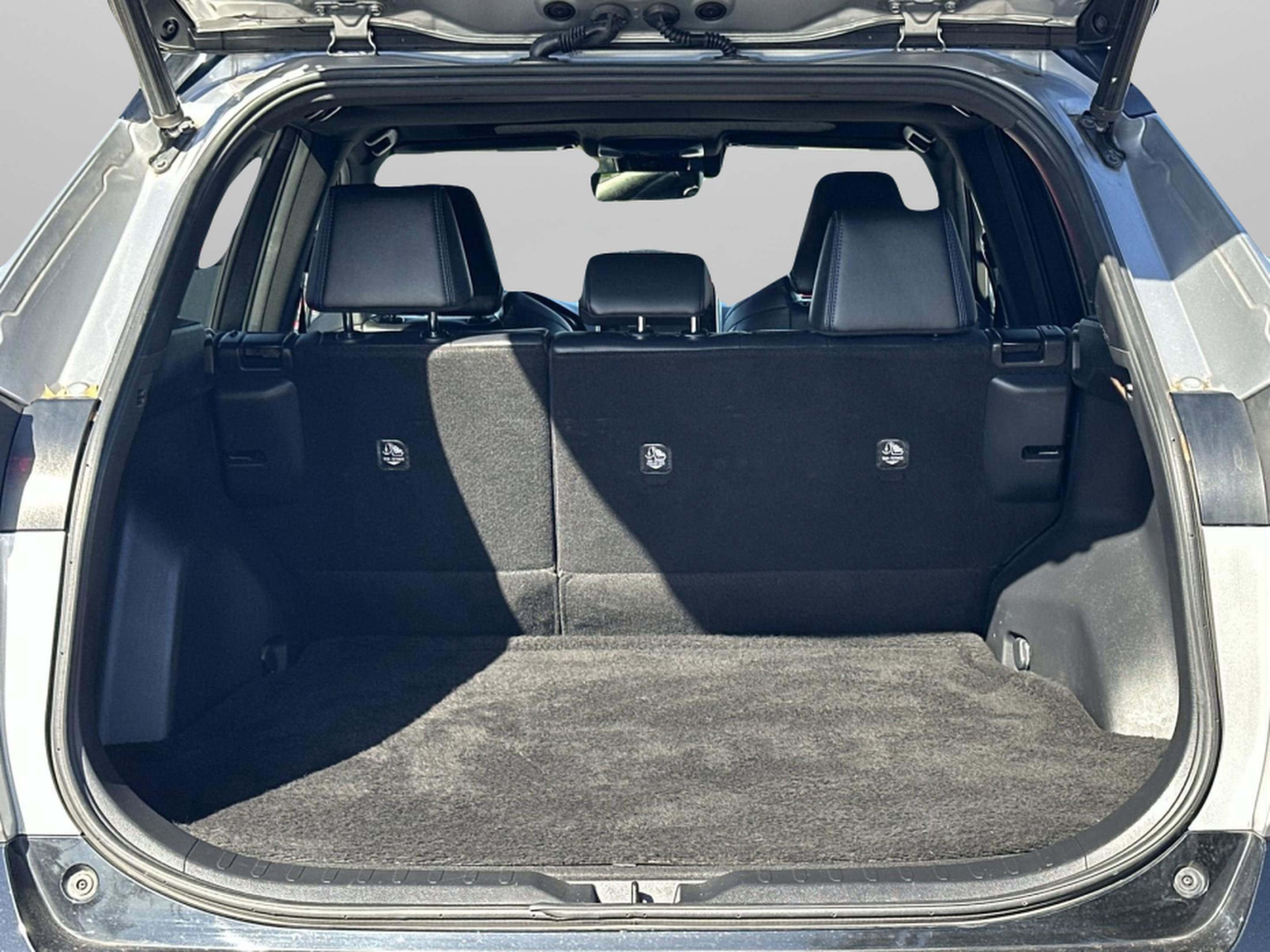 Used 2020 Toyota RAV4 XSE image 28