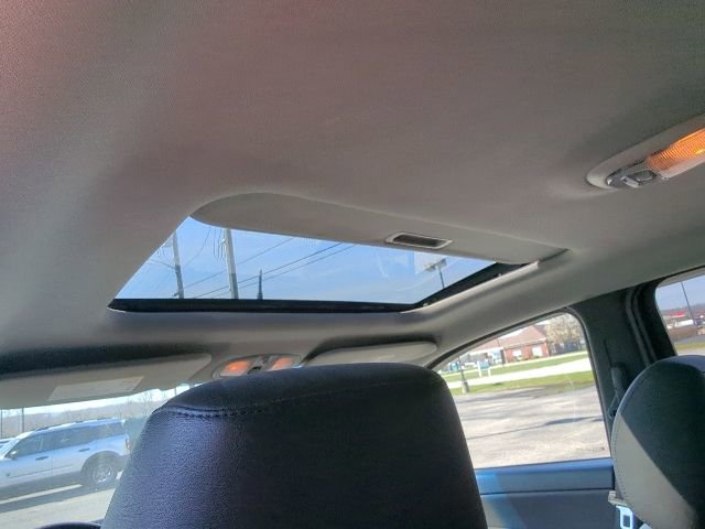 Used 2006 Pontiac Torrent AWD w/ Preferred Package image 19