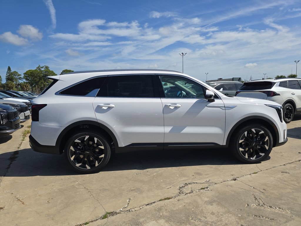 New 2026 Kia Sorento EX image 9