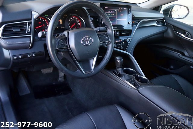 Used 2024 Toyota Camry XSE image 11