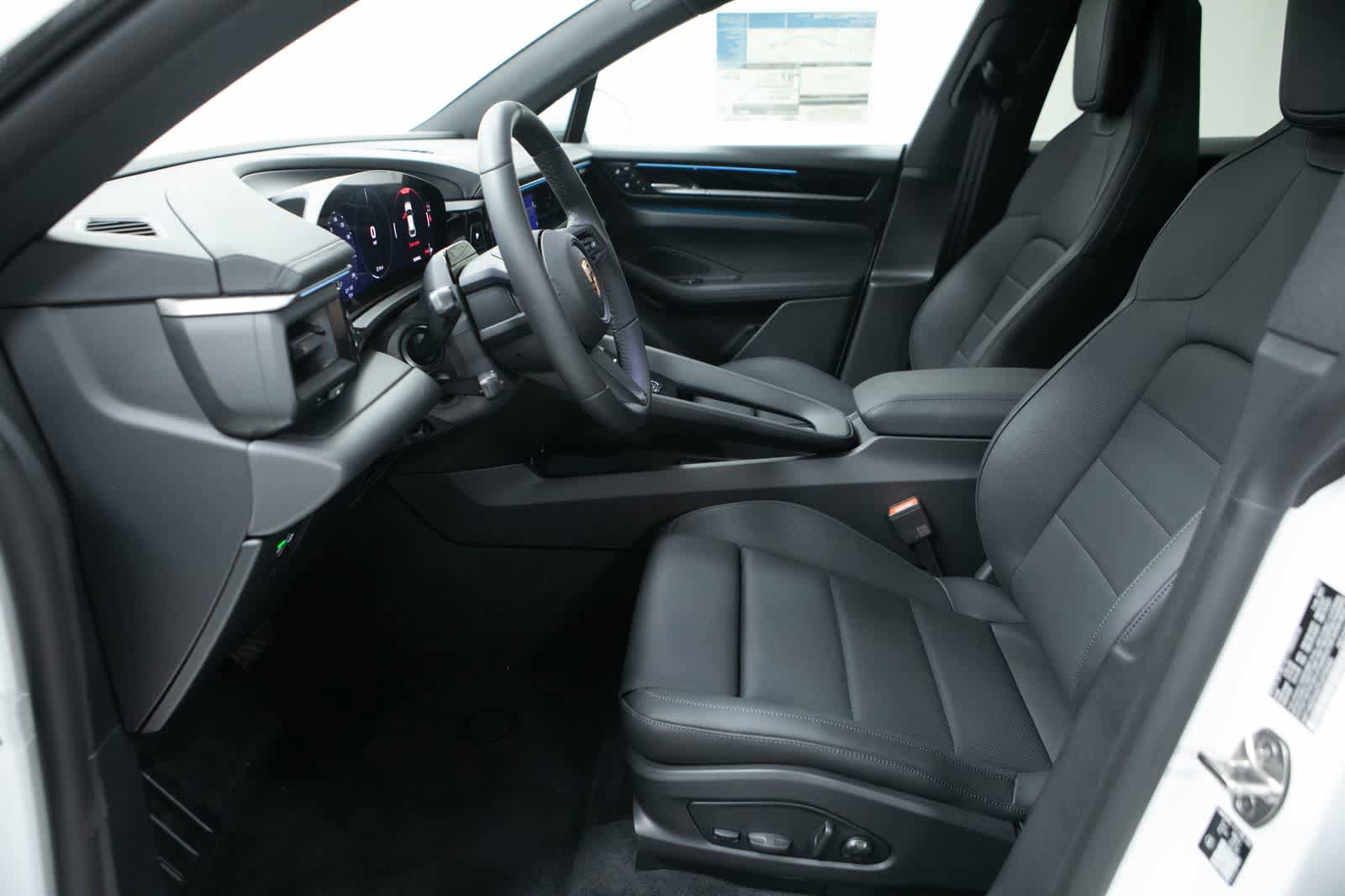 New 2026 Porsche Macan Electric RWD image 23