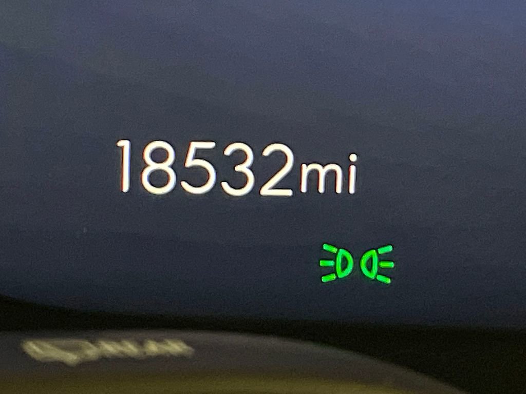 Used 2025 Buick Envision Sport Touring image 6