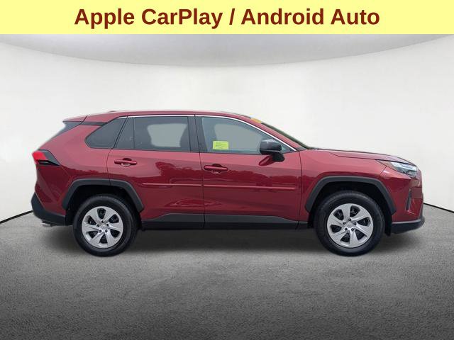 Used 2024 Toyota RAV4 LE AWD/4WD image 5
