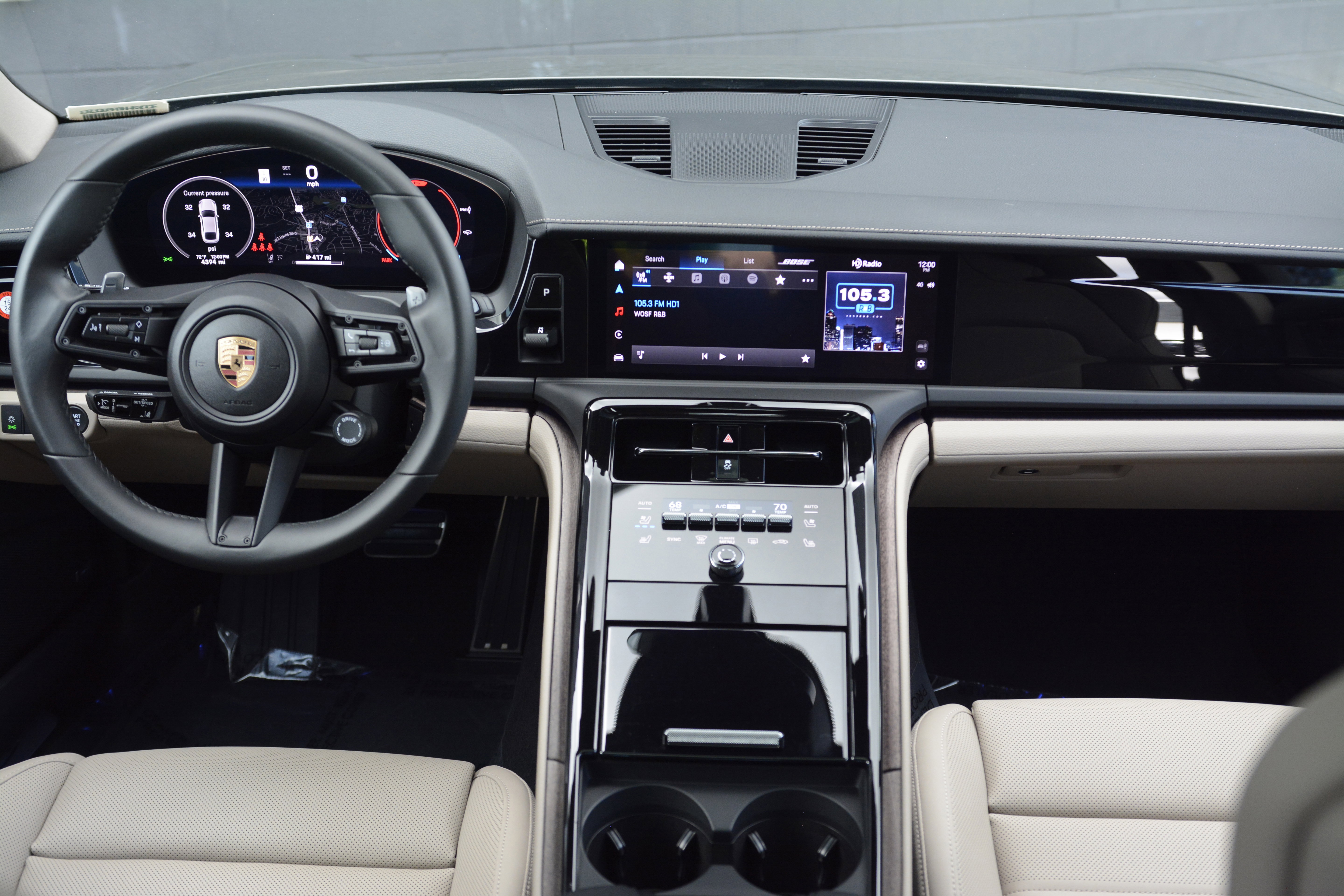 Certified 2025 Porsche Panamera 4 image 19