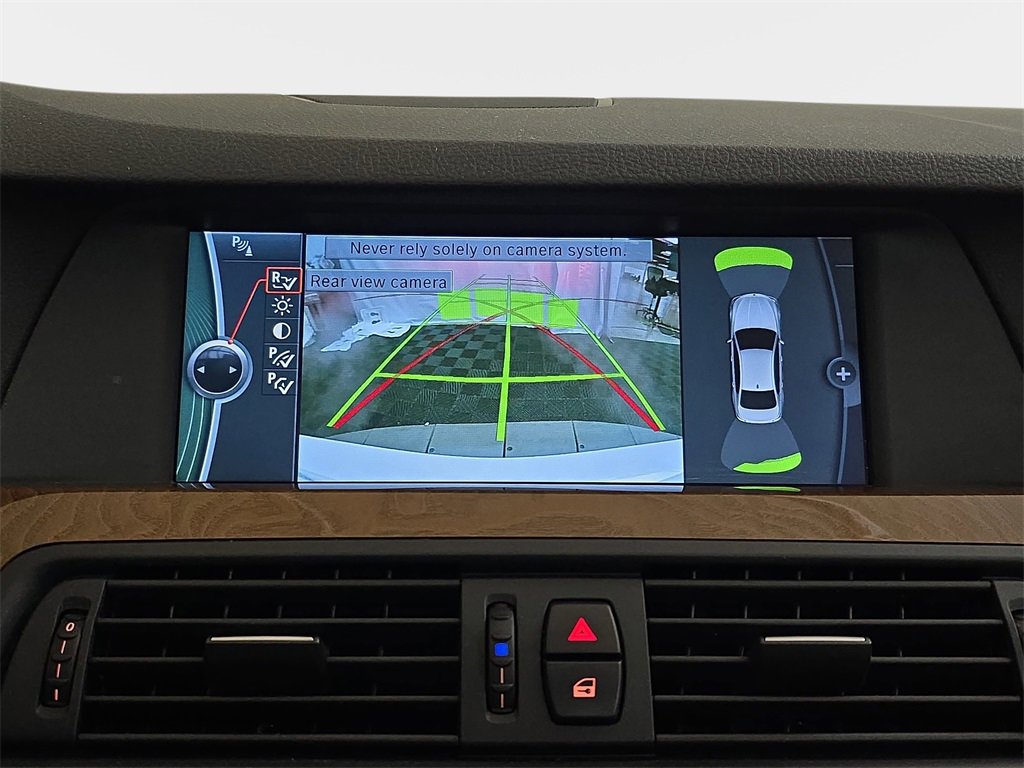 Used 2011 BMW 535i xDrive Sedan image 22