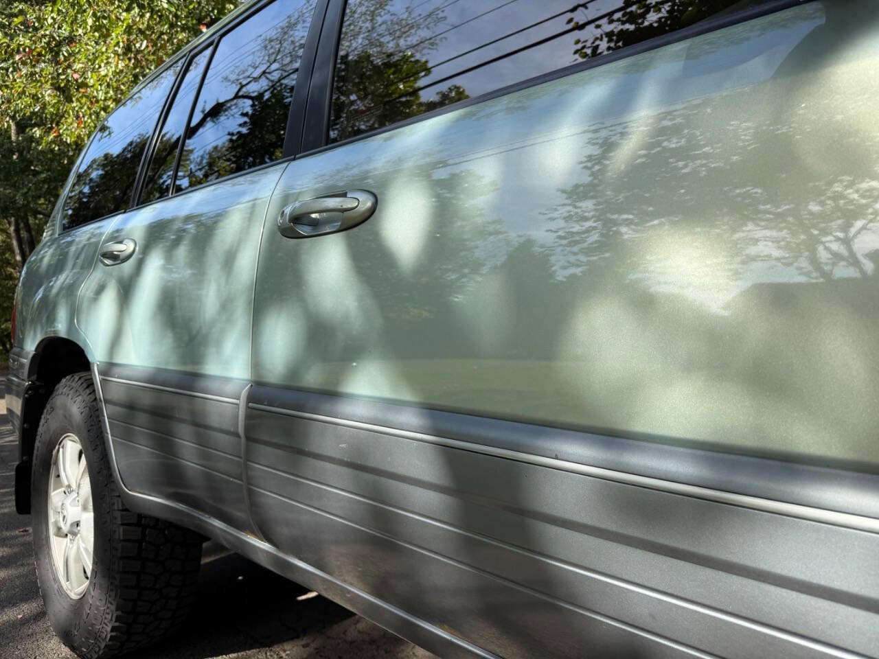 Used 2003 Lexus LX 470 4WD image 19