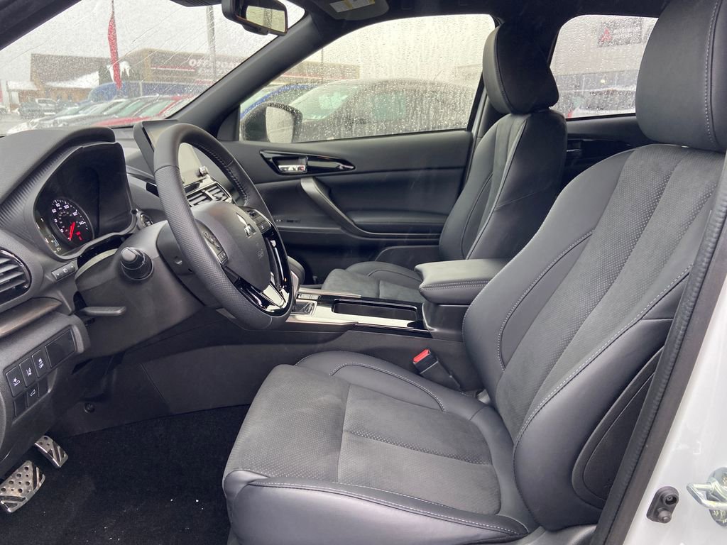 New 2025 Mitsubishi Eclipse Cross Black Edition image 11
