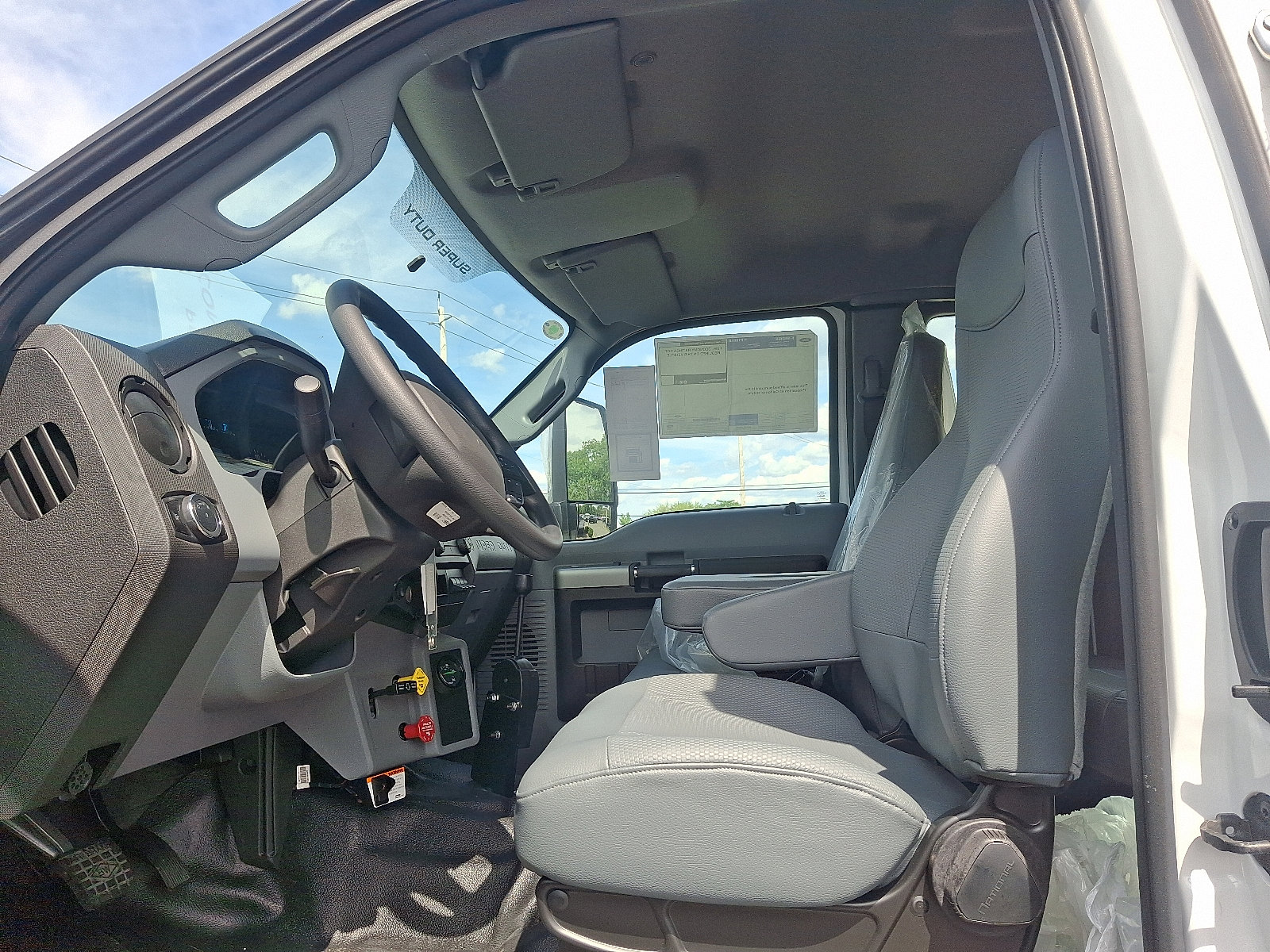 New 2025 Ford F750 2WD SuperCab Super Duty image 10
