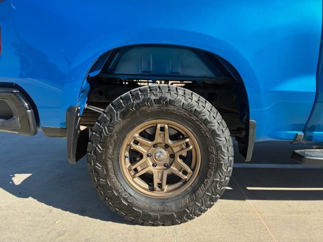 Used 2023 Chevrolet Silverado 1500 LT Trail Boss image 9